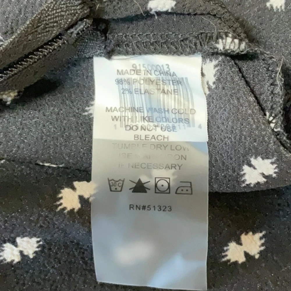 Vince Camuto Long Sleeve Faux Wrap Blouse Black White Large - Picture 14 of 14